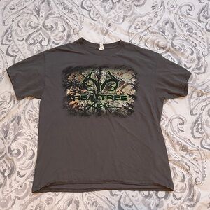 Realtree Men's Dark Gray Camo Graphic Tee